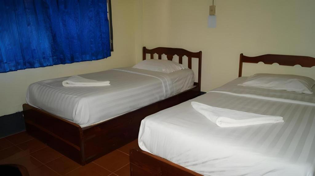 Lankham Hotel Pakse Buitenkant foto