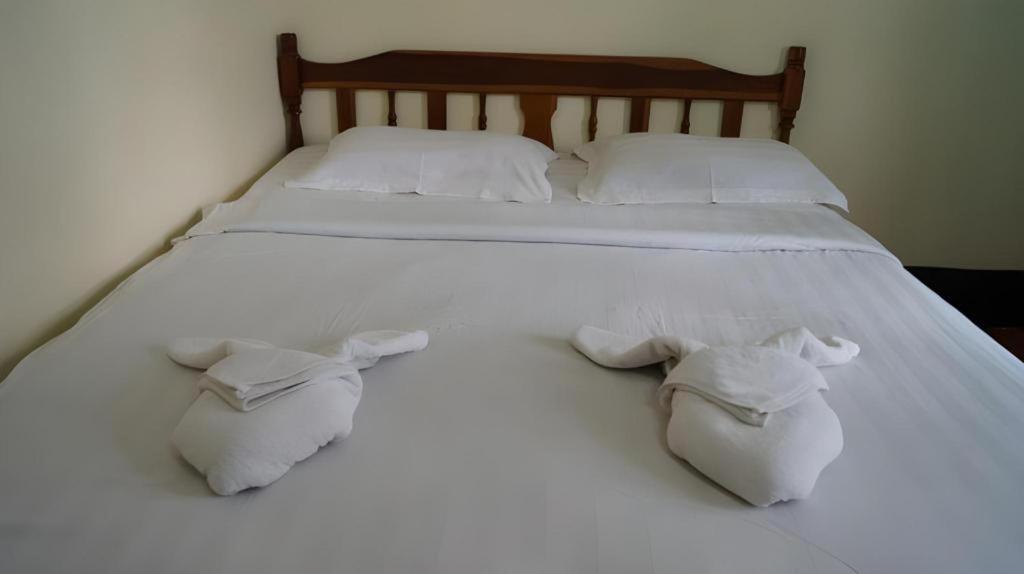 Lankham Hotel Pakse Buitenkant foto